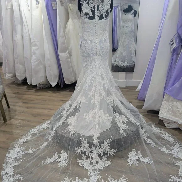 Azazie Judith Size 16 - Picture 3 of 7